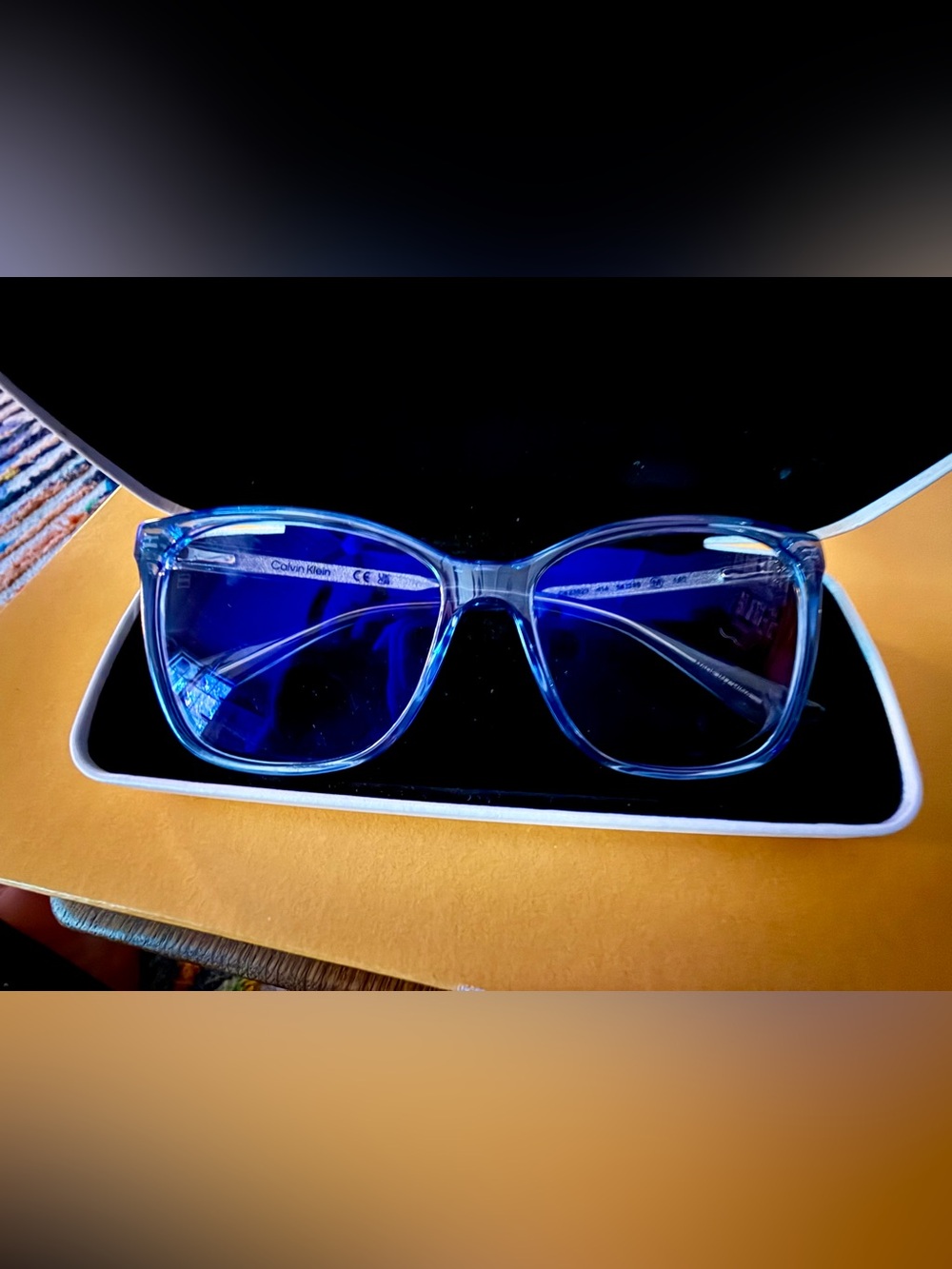 Calvin Klein glasses | Women | Translucent blue (EUC)